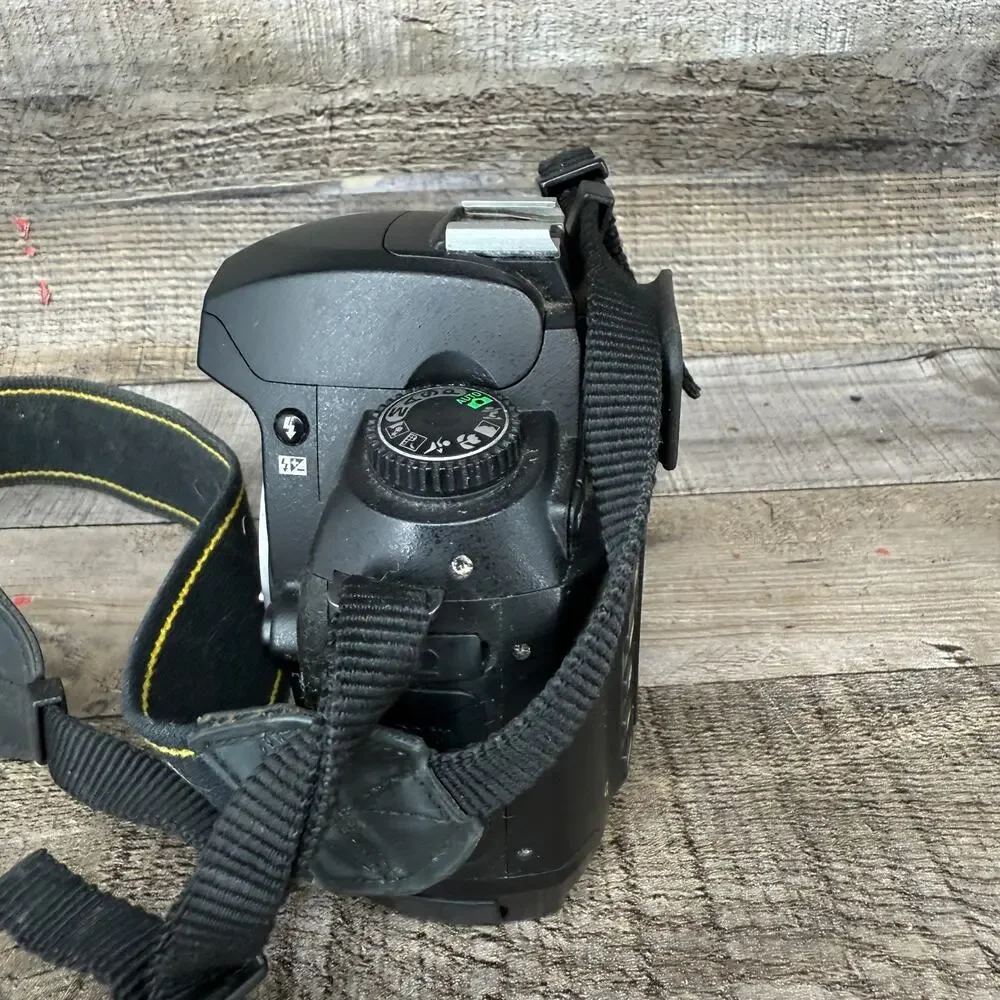 Nikon D70S Digital SLR Camera Body Only As Is